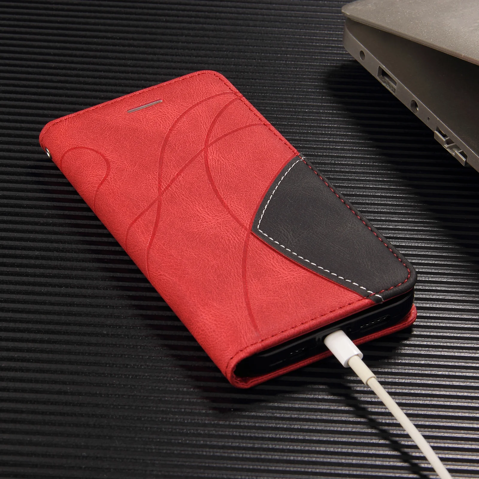 For Oppo Reno14 Pro 5G (China) / Oppo Reno14 Pro 5G (Global) Leather Phone Case Stand Wallet with Bi-colour Splicing Design - Red - Image 5