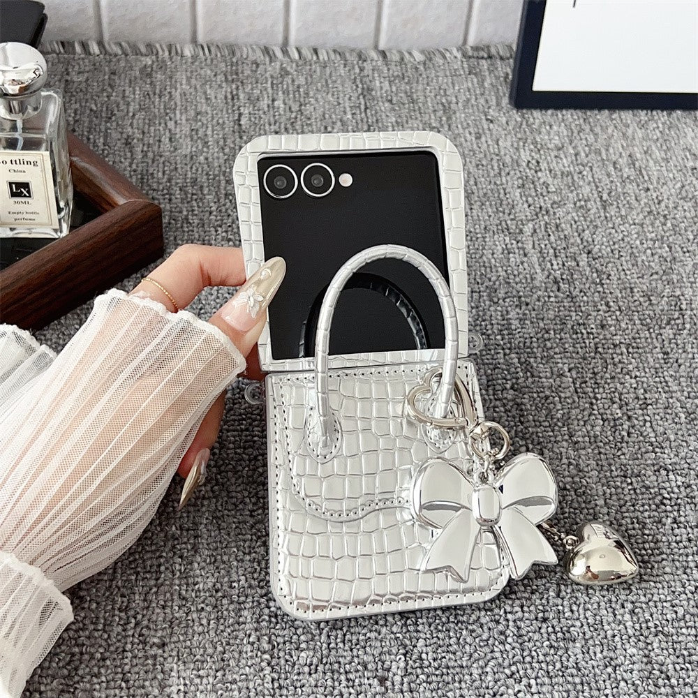 For Samsung Galaxy Z Flip7 5G Case Handbag Crocodile Texture Leather + PC Phone Cover with Bow Heart Pendant - White - Image 2