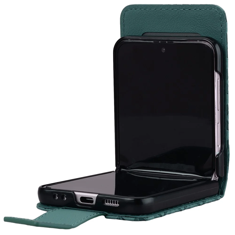For Samsung Galaxy Z Flip7 5G Case Rhombus Pattern Leather Phone Cover with Wrist Strap - Green - Image 4