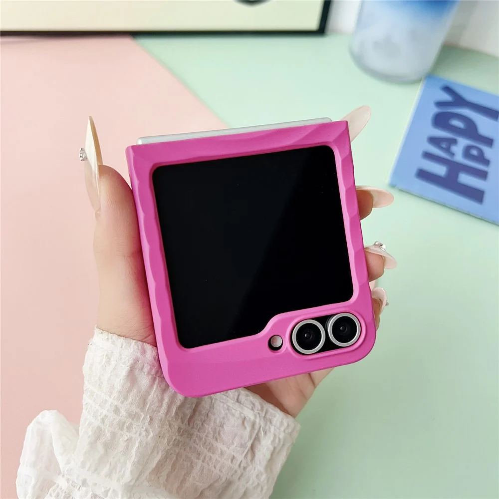 For Samsung Galaxy Z Flip7 FE 5G / Z Flip6 5G / Flip5 5G Magnetic Case Skin-Touch Wave Teature Hard PC Phone Cover - Yellow - Image 3