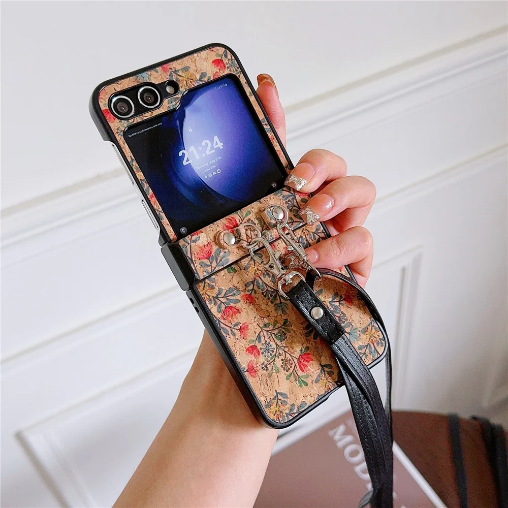 For Samsung Galaxy Z Flip7 FE 5G / Z Flip6 5G Floral Pattern PU Leather Coated PC Phone Cover with Crossbody Strap - Small Flower - Image 2