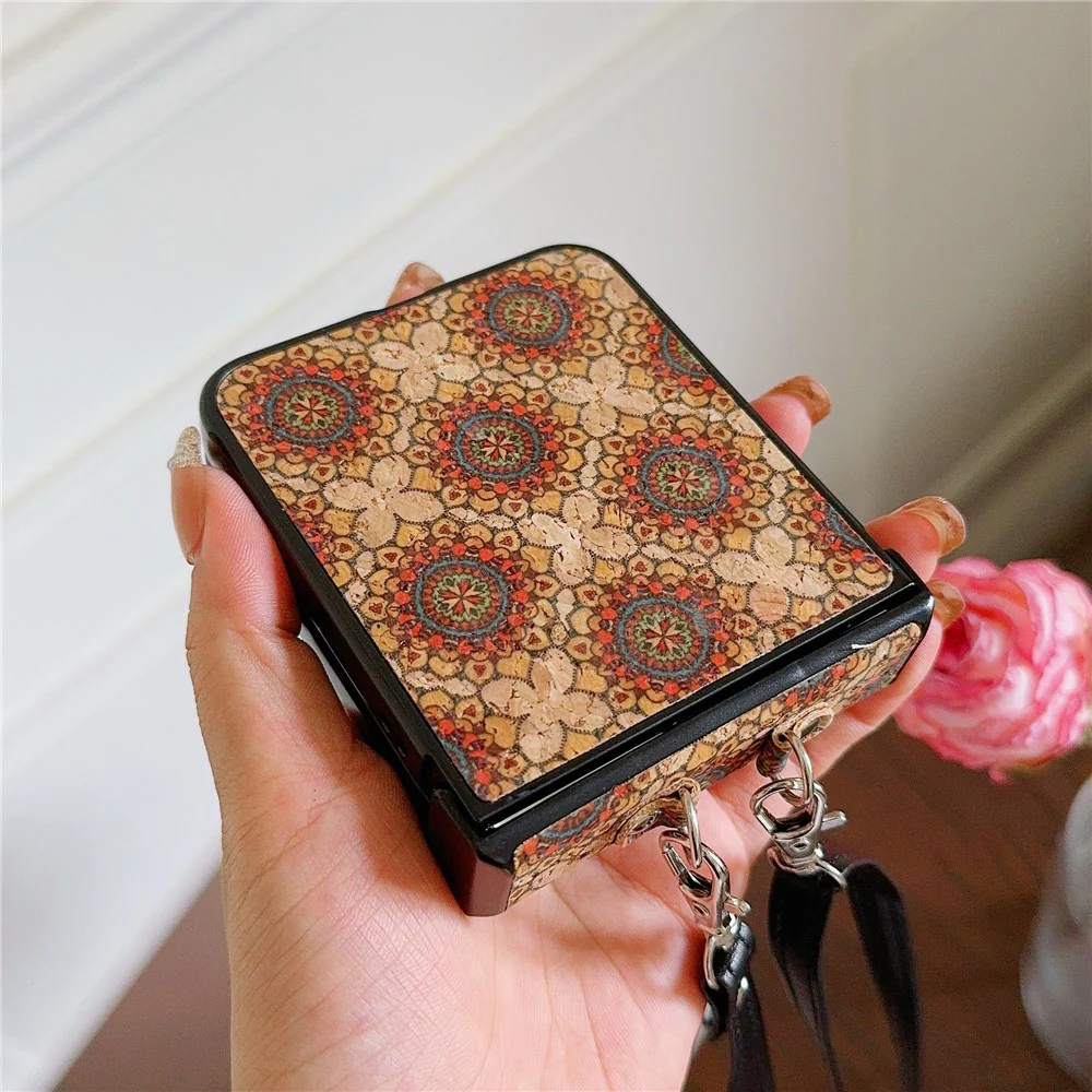 For Samsung Galaxy Z Flip7 FE 5G / Z Flip6 5G Floral Pattern PU Leather Coated PC Phone Cover with Crossbody Strap - Small Flower - Image 5
