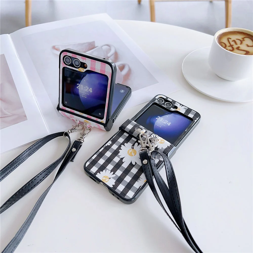 For Samsung Galaxy Z Flip7 FE 5G / Z Flip6 5G Flower and Grids Pattern PU Leather Coated PC Phone Cover with Crossbody Strap - Pink+White - Image 6