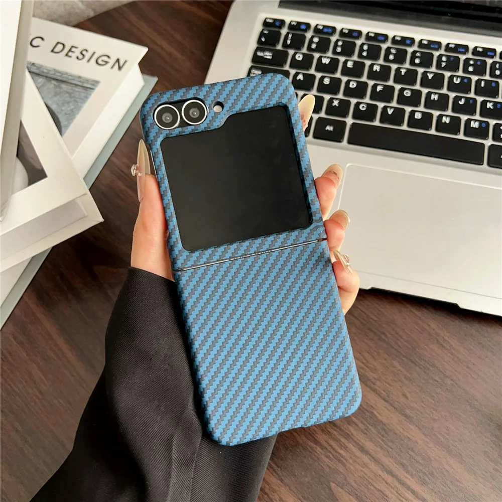 For Samsung Galaxy Z Flip7 FE 5G / Z Flip6 5G Magnetic Case Carbon Fiber Texture Slim Shockproof PC Phone Cover - Blue - Image 2
