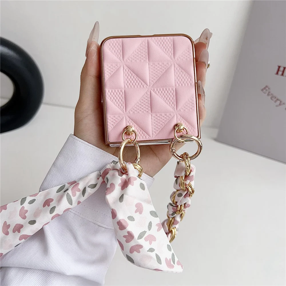 For Samsung Galaxy Z Flip7 FE 5G / Z Flip6 5G / Z Flip5 5G Case Grid Texture Leather + PC Bracelet Phone Cover - Pink - Image 3
