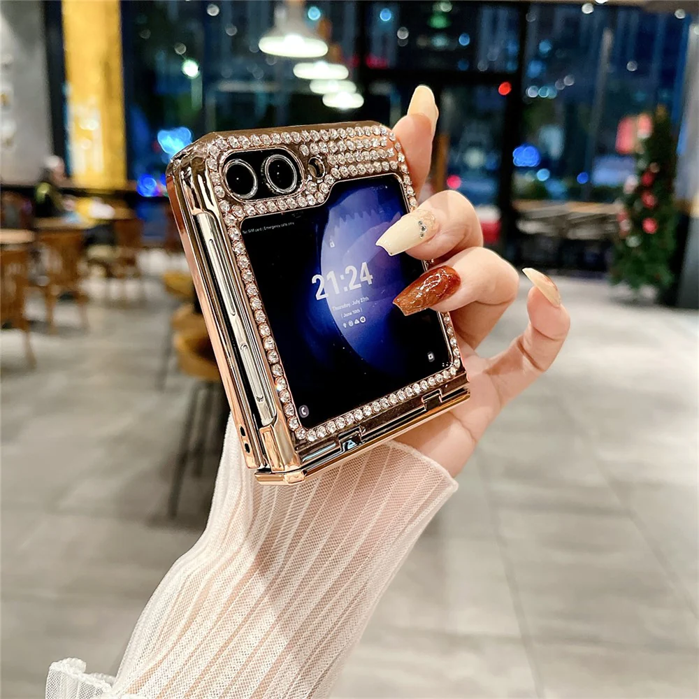 For Samsung Galaxy Z Flip7 FE 5G / Z Flip6 5G / Z Flip5 5G Case Rhinestones Decor Hard PC Folding Phone Cover - Red - Image 5
