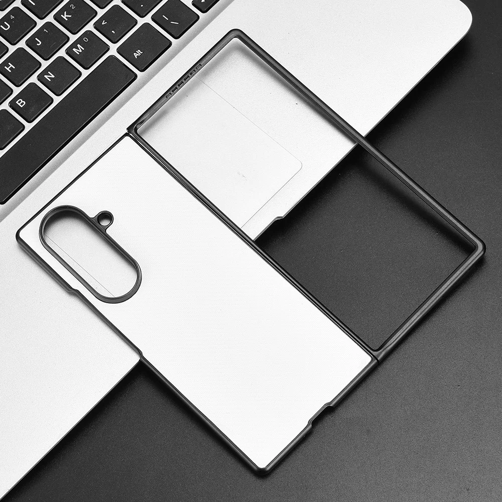 For Samsung Galaxy Z Fold7 5G Case Carbon Fiber Texture Shockproof PU + PC Phone Cover - White - Image 7