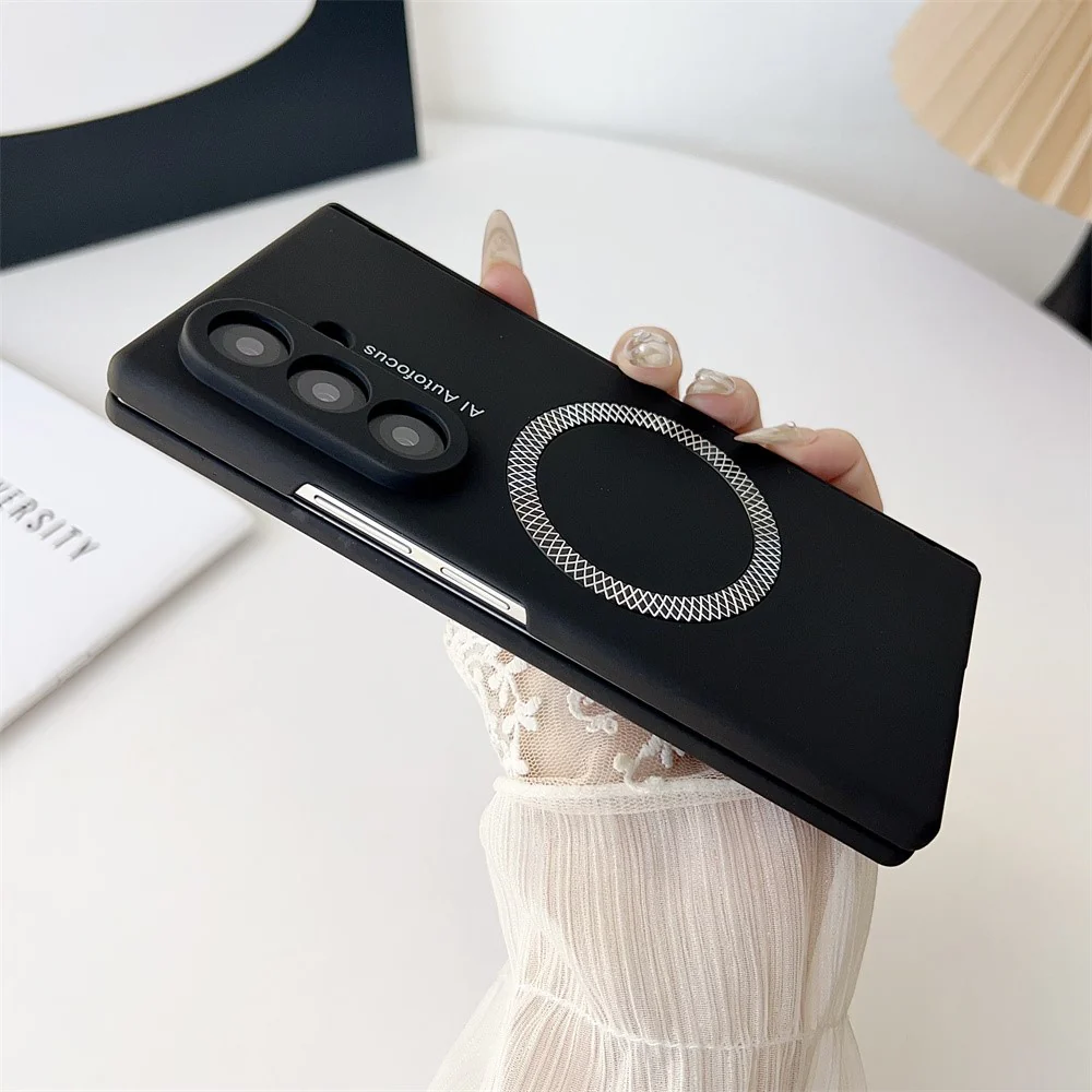 For Samsung Galaxy Z Fold7 5G Magnetic Case Hard PC Phone Cover with Tempered Glass Screen Film - Transparent - Image 2