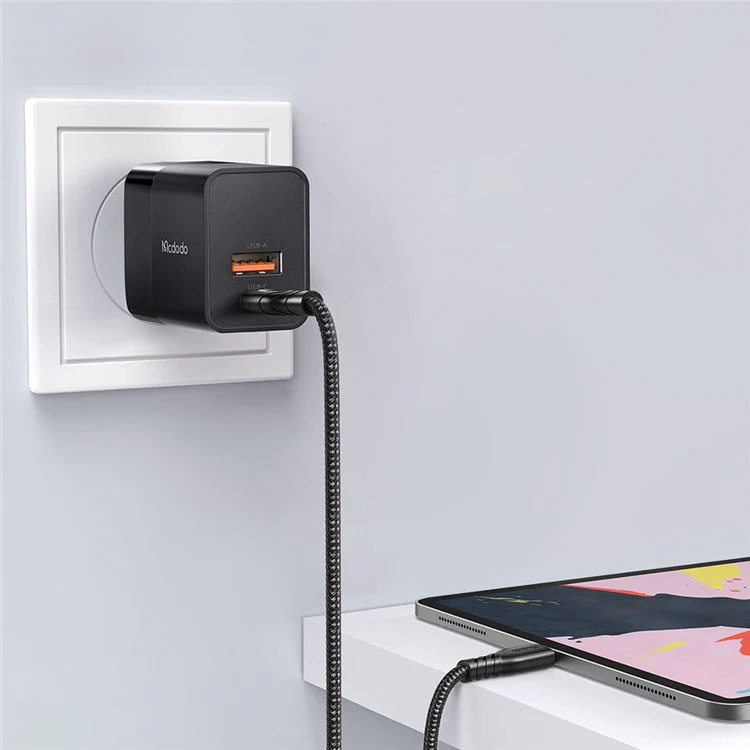 MCDODO MDD Hydrogen Series USB-A + Type-C PD 20W Phone Fast Charging Adapter Wall Charger with Cable - US Plug/Black - Image 6